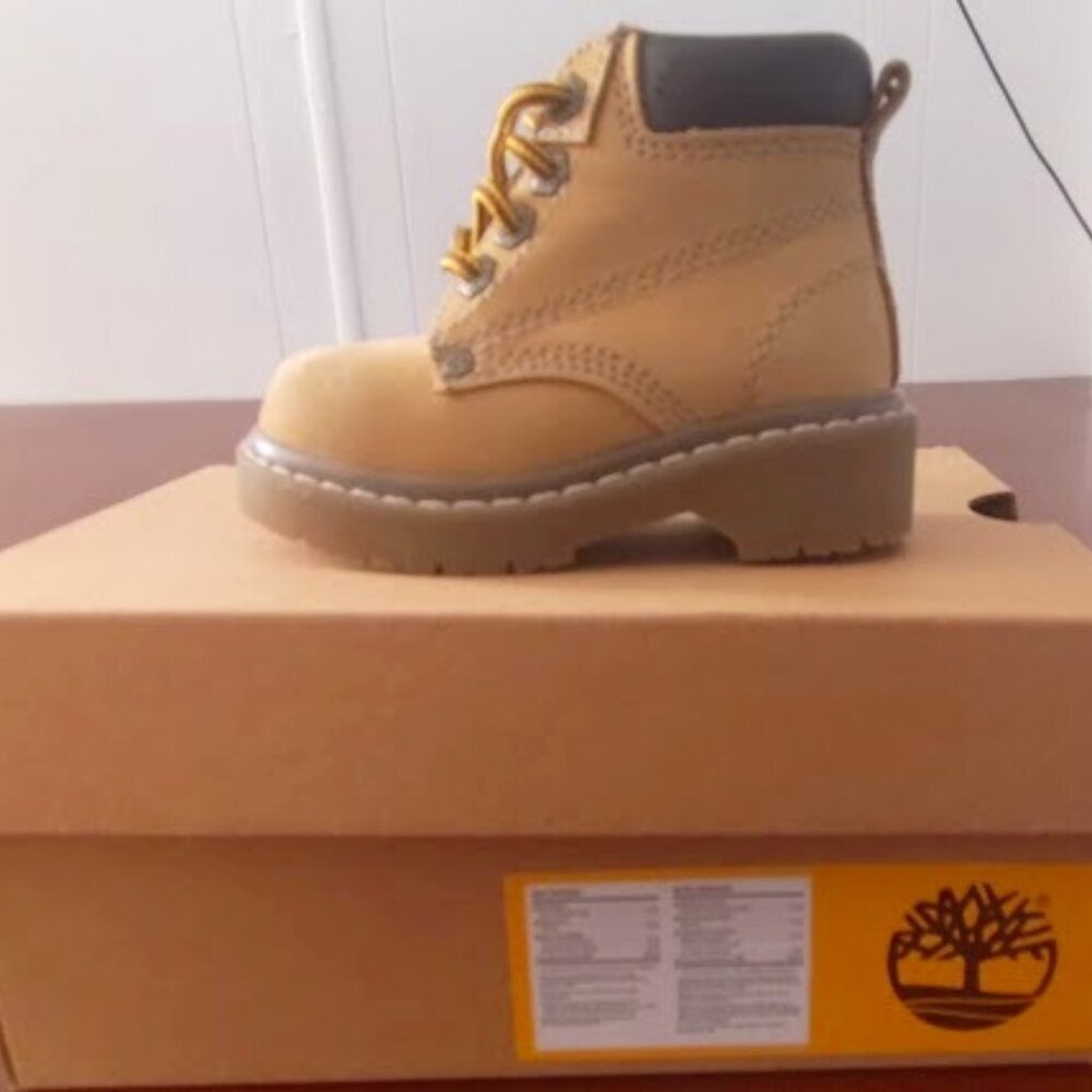 Timberland Toddler Size 6C Brown Athletic Waterproof Boots